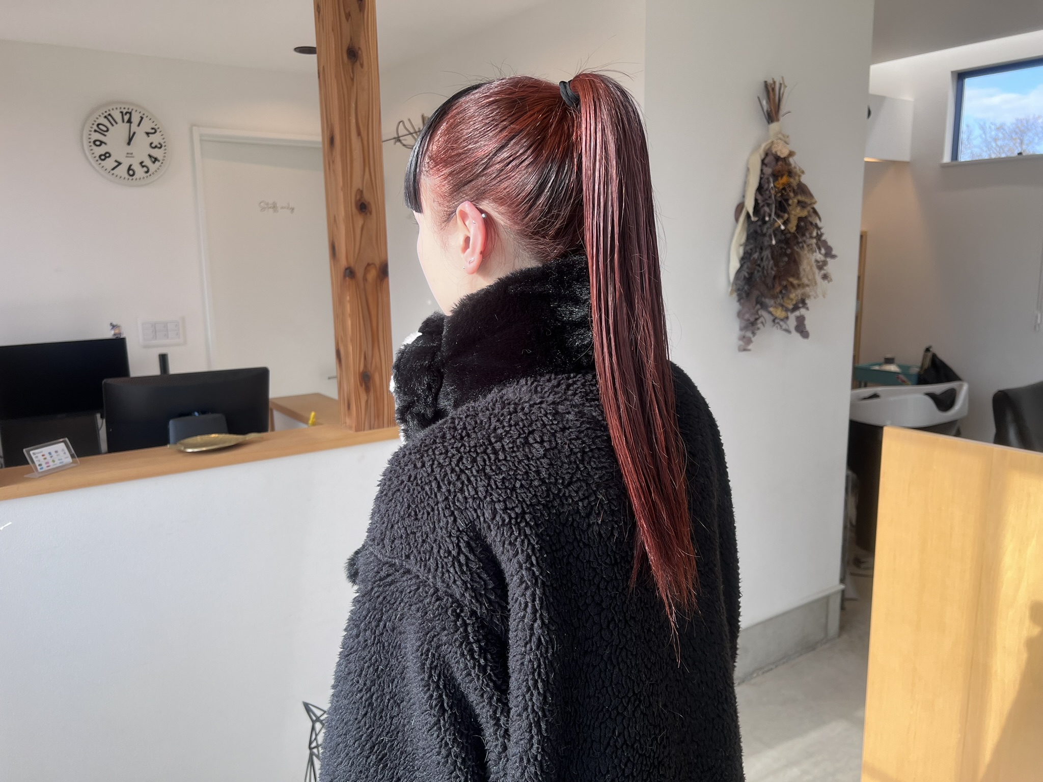山形の個人店で体験する、楽しいヘアスタイルの魔法
