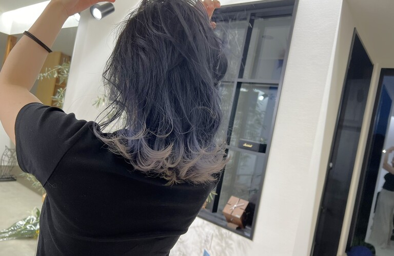 あなたの魅力を最大限に引き出す、特別なカラー体験。