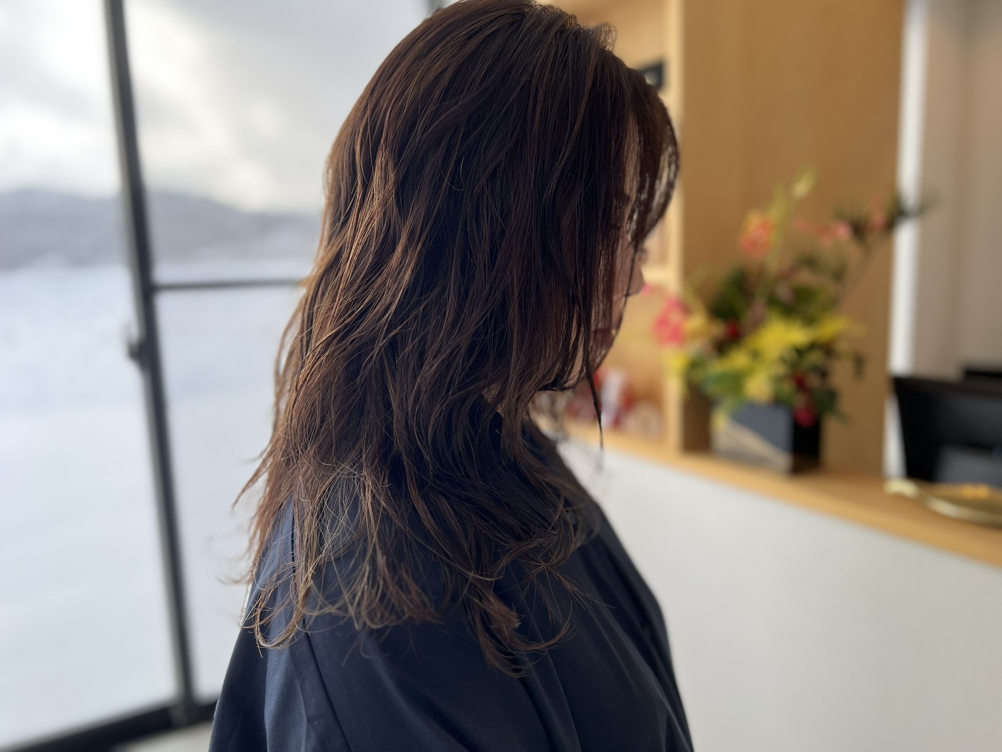 レイヤーカットで叶える動きのあるスタイル