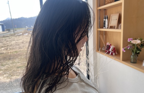 あなたの個性を引き出す、レイヤーカットの新しい魅力。