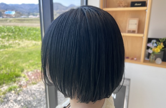 おしゃれネイビーカラーで理想の自分に。