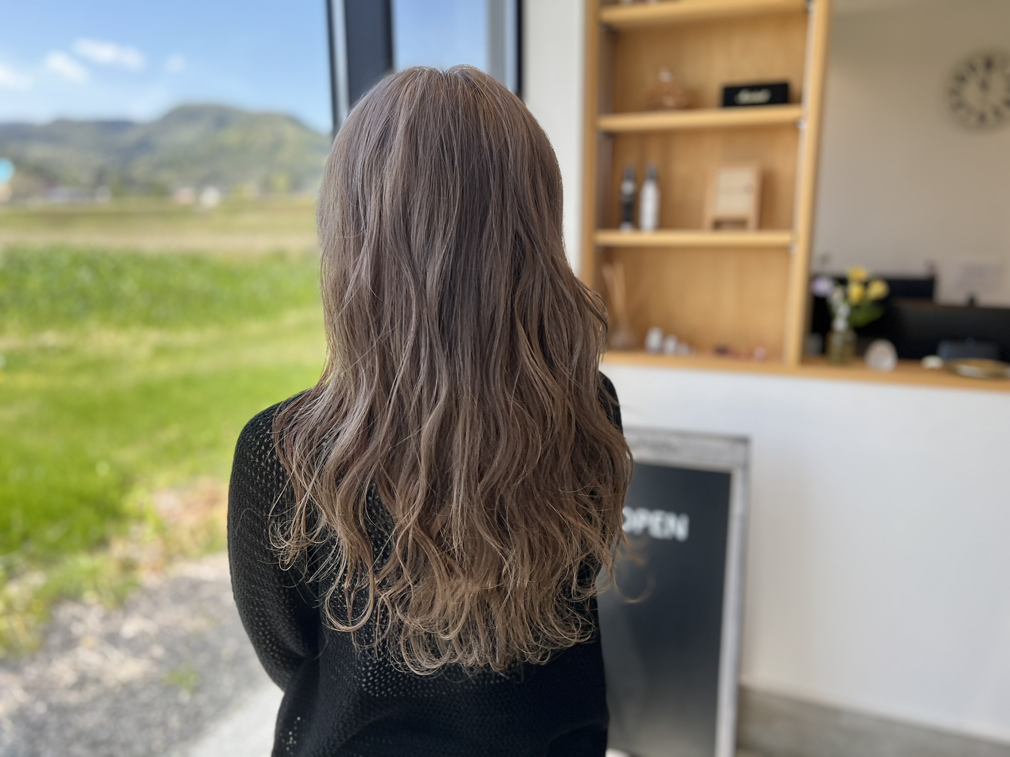 おしゃれを極める、理想のヘアスタイルへ。
