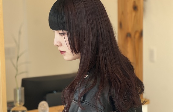 赤で魅せる、おしゃれデザインカラーなら私たちにお任せ！