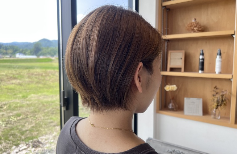 グレージュとベージュでおしゃれを再発見。あなたの理想を叶えるカラー