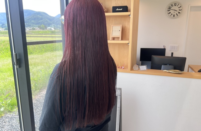 髪型で魅せる、自分だけの特別なスタイル。