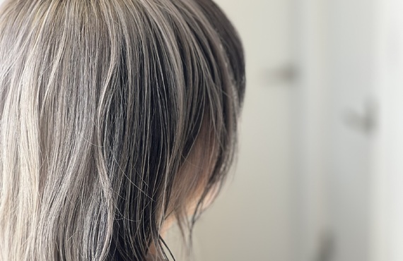 魅せる美髪、あなたの個性を引き出す新しいスタイル。