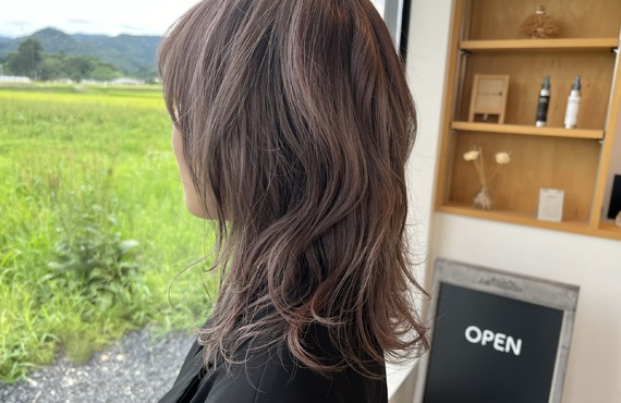 あなたの個性を引き出すおしゃれカラー。