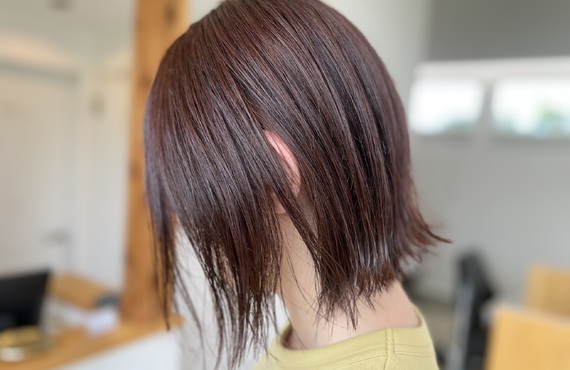 トレンドを先取り！グレージュとベージュの美しい調和で新しい自分をご提案。