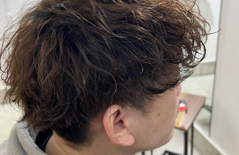 魅力的なヘアスタイルと簡単なメンテナンスのために