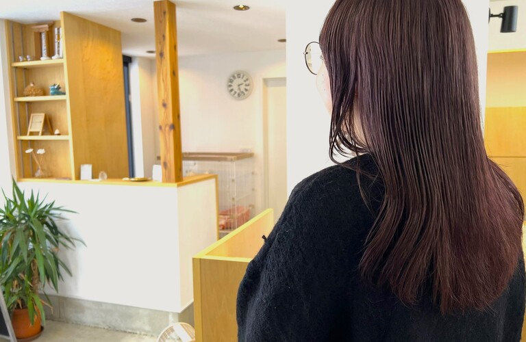 魅力あふれるヘアスタイルで美の極意を体現！山形のプロが贈る極上カット＆トリートメント体験
